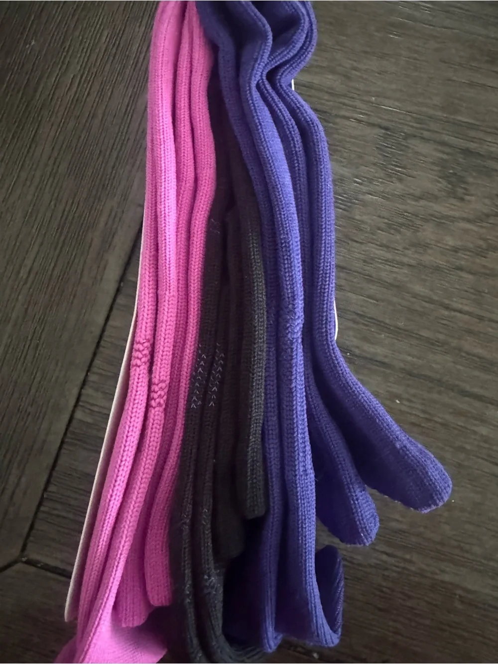 Hanes Moves Seamless Stretch women’s Mid Crew Socks - Purple